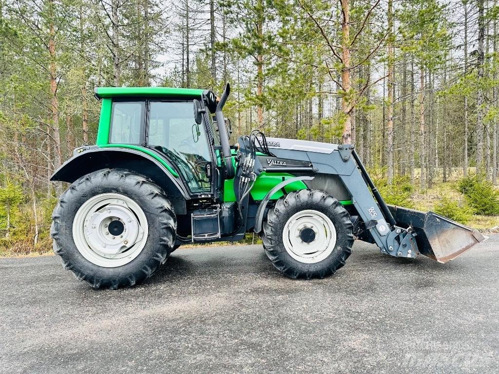 Valtra T 131 Traktoriai