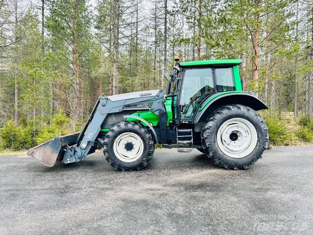 Valtra T 131 Traktoriai