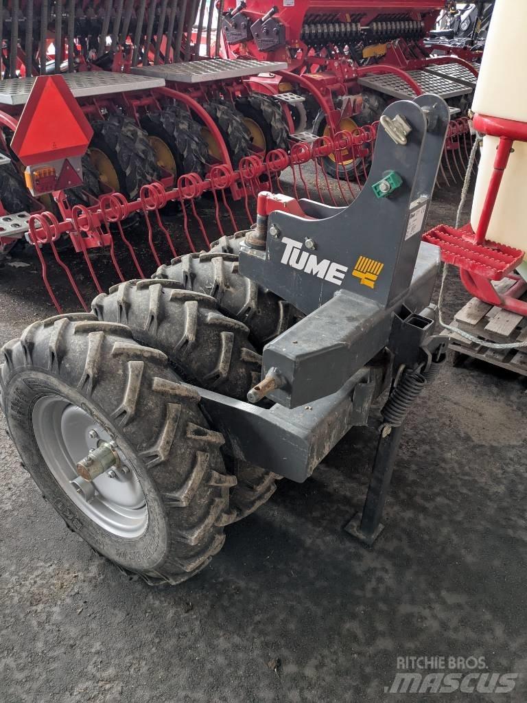 Tume Titan 4000 Sėjamieji kombainai