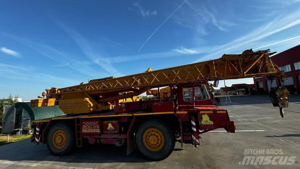 Liebherr LTM 1025 Visureigiai kranai