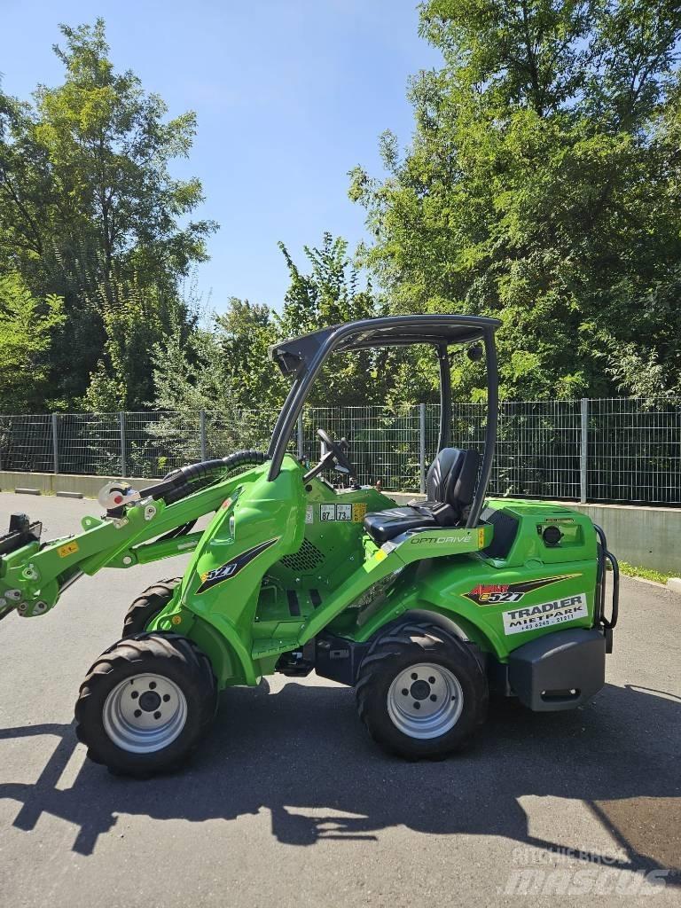 Avant e527 Daugiafunkciniai pakrovėjai