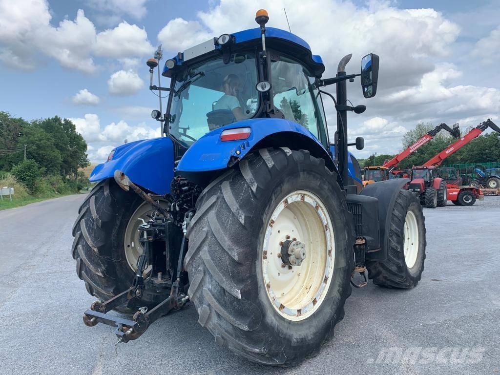 New Holland T 7.210 Traktoriai