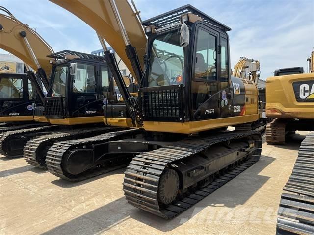 CAT 323 D L Vikšriniai ekskavatoriai