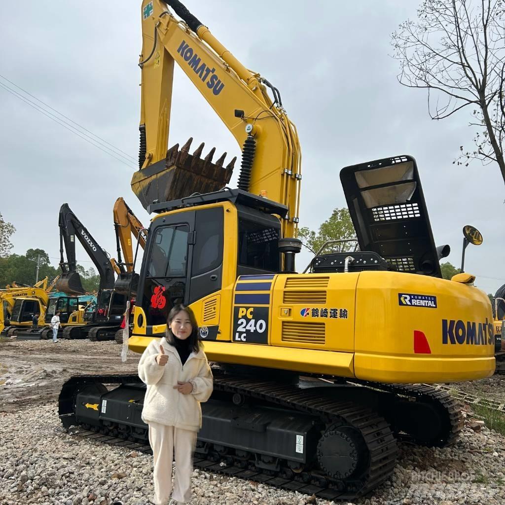 Komatsu PC 240 LC Vikšriniai ekskavatoriai
