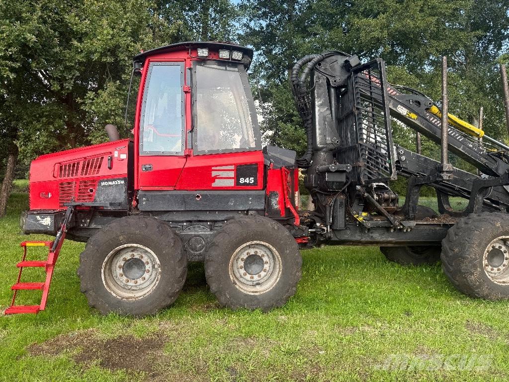 Komatsu 845 Naudoti miškovežiai (Forvarderiai)