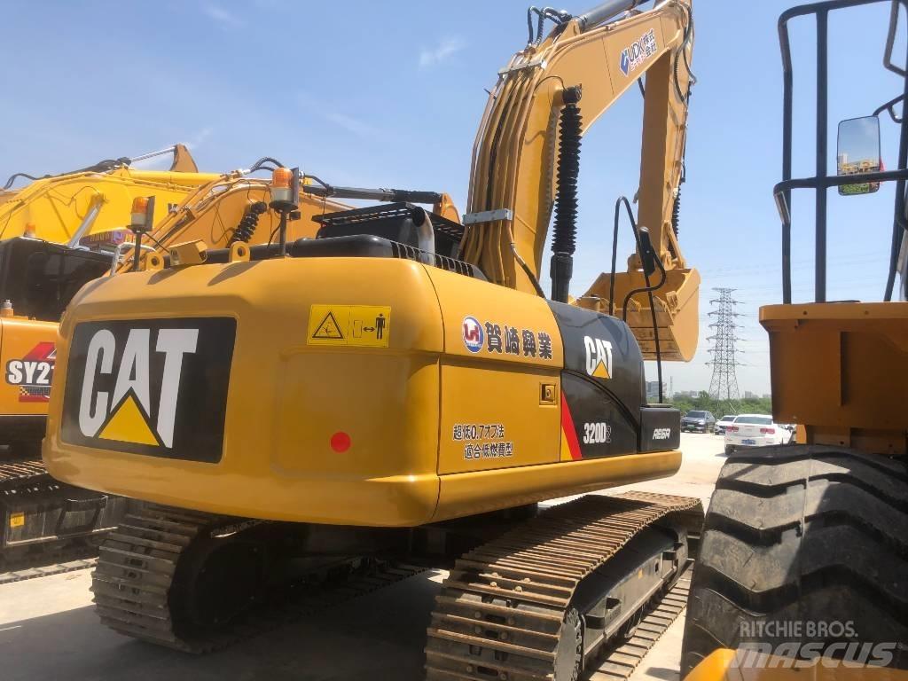 CAT CAT320D2 Vikšriniai ekskavatoriai