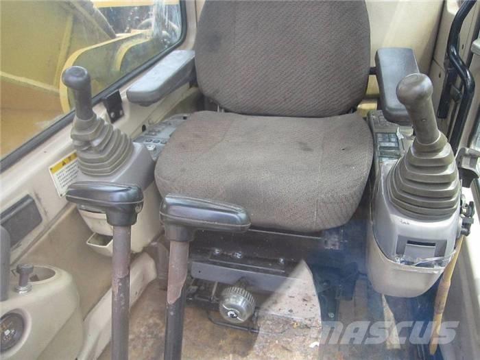 CAT 325 B Vikšriniai ekskavatoriai