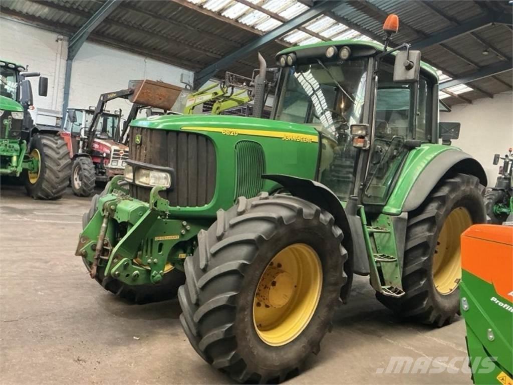 John Deere 6820 Traktoriai