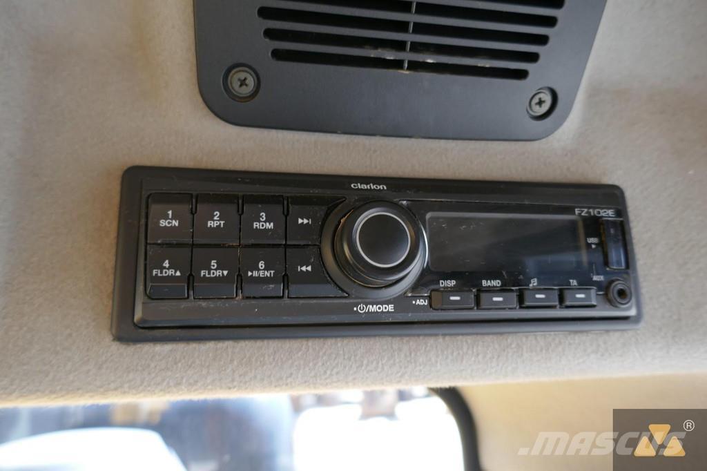 CAT 320FL Vikšriniai ekskavatoriai