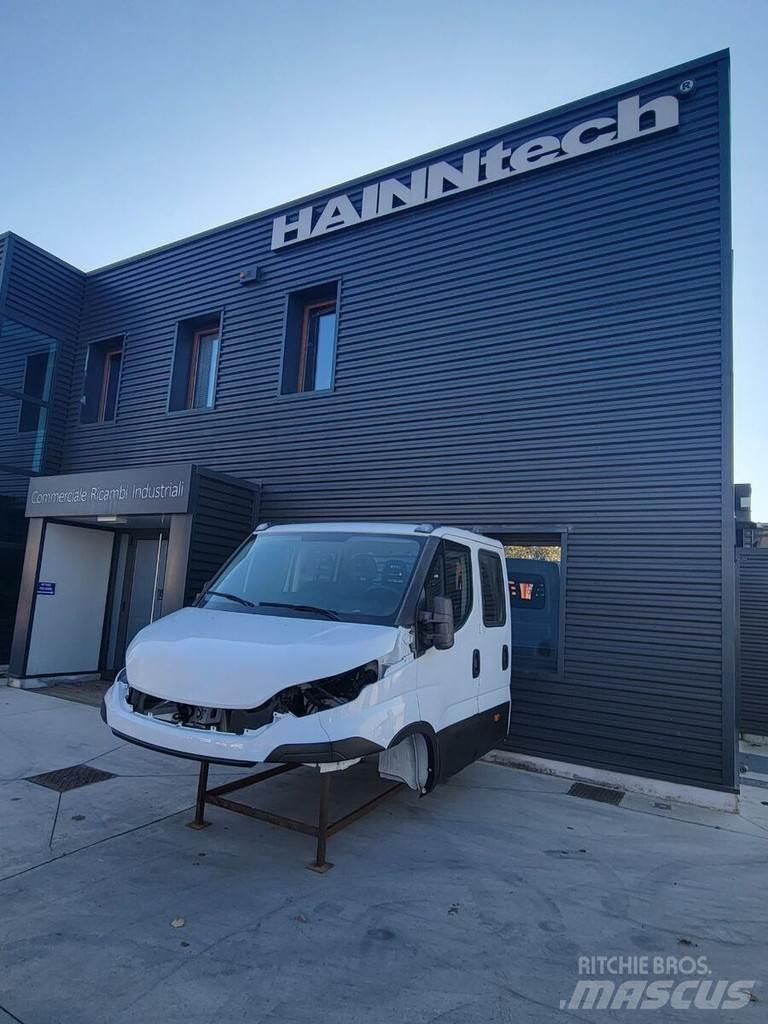 Iveco DAILY E6 Kabinos ir salonai