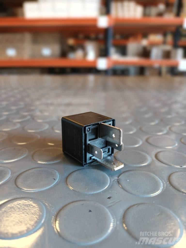 Volvo RELAY 21255974 Transportas - Kita