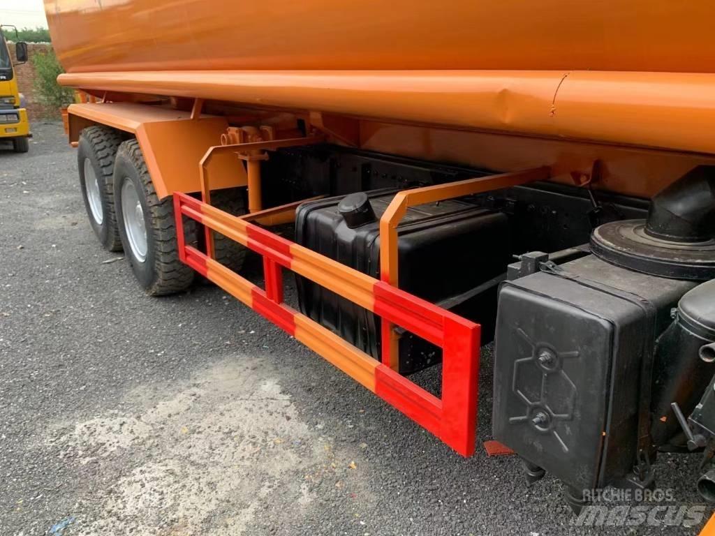 Shacman F3000 6X4 Vandens sunkvežimiai