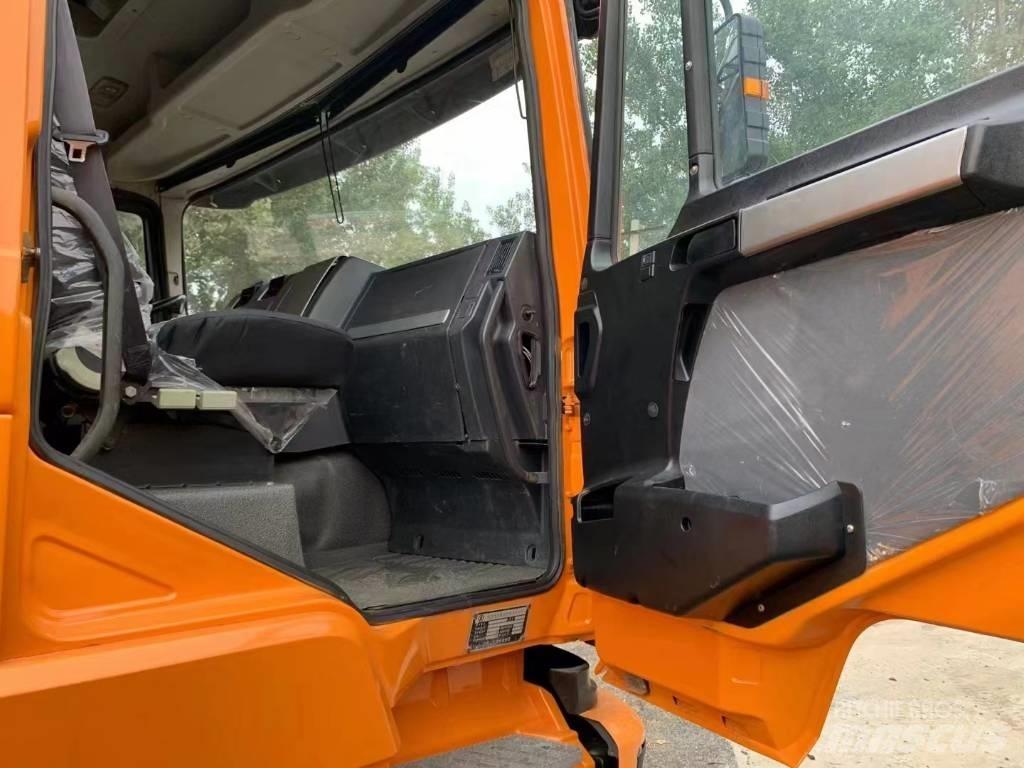 Shacman F3000 6X4 Vandens sunkvežimiai