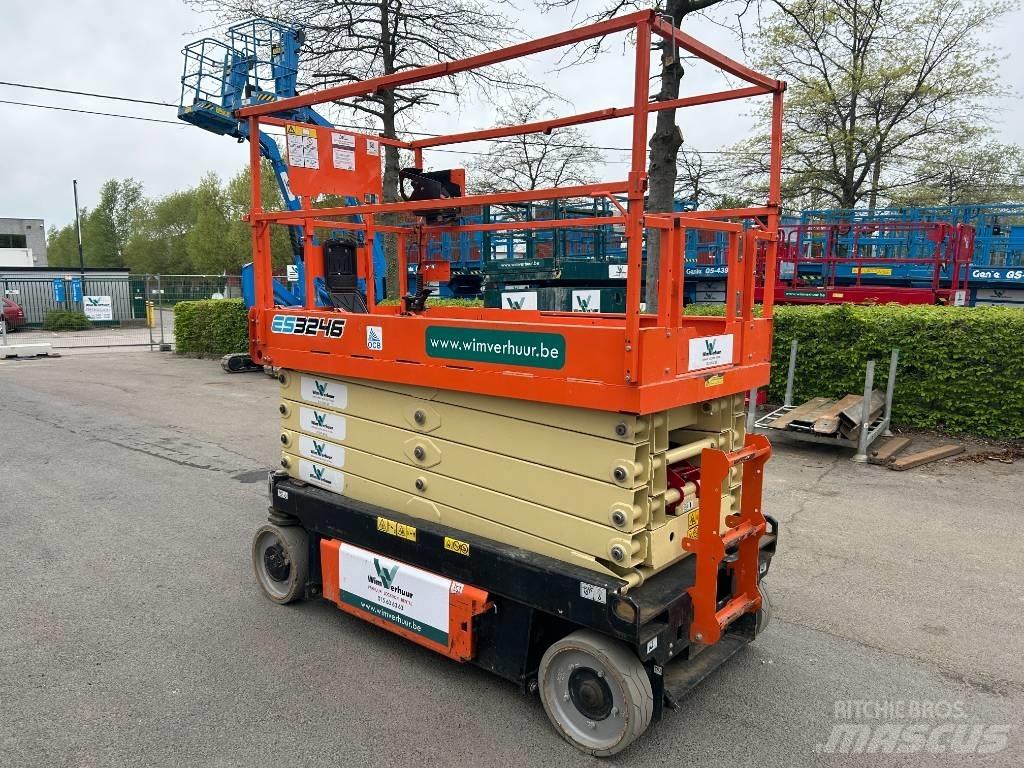 JLG 3246 ES Žirkliniai keltuvai