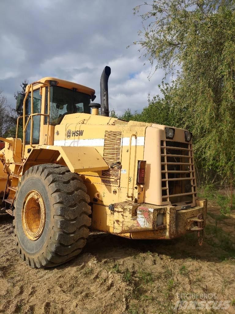 HSW 530E Naudoti ratiniai krautuvai