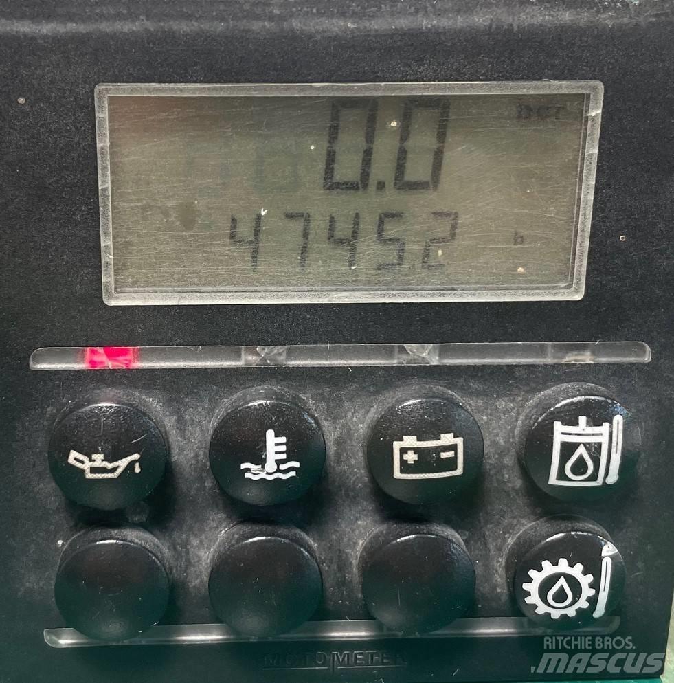 HSW 530E Naudoti ratiniai krautuvai