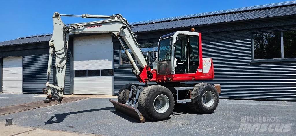 Takeuchi TB070 W Vidutinės galios ekskavatoriai 7-12 t