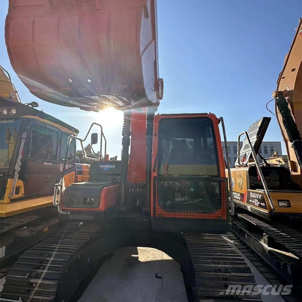 Doosan DX150LC-9C Vikšriniai ekskavatoriai