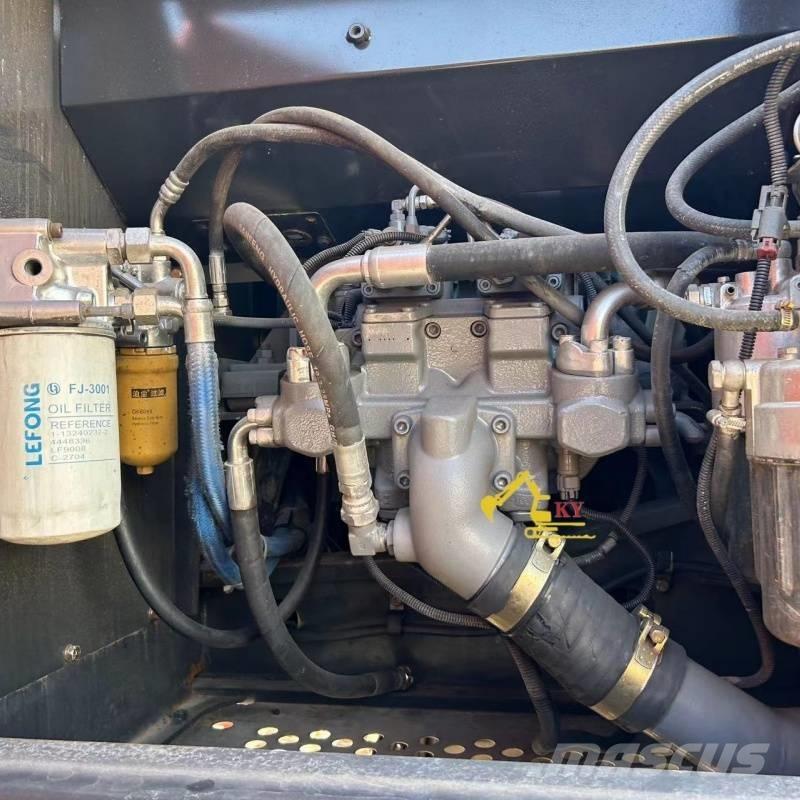 Hitachi ZX 200-3 Vikšriniai ekskavatoriai