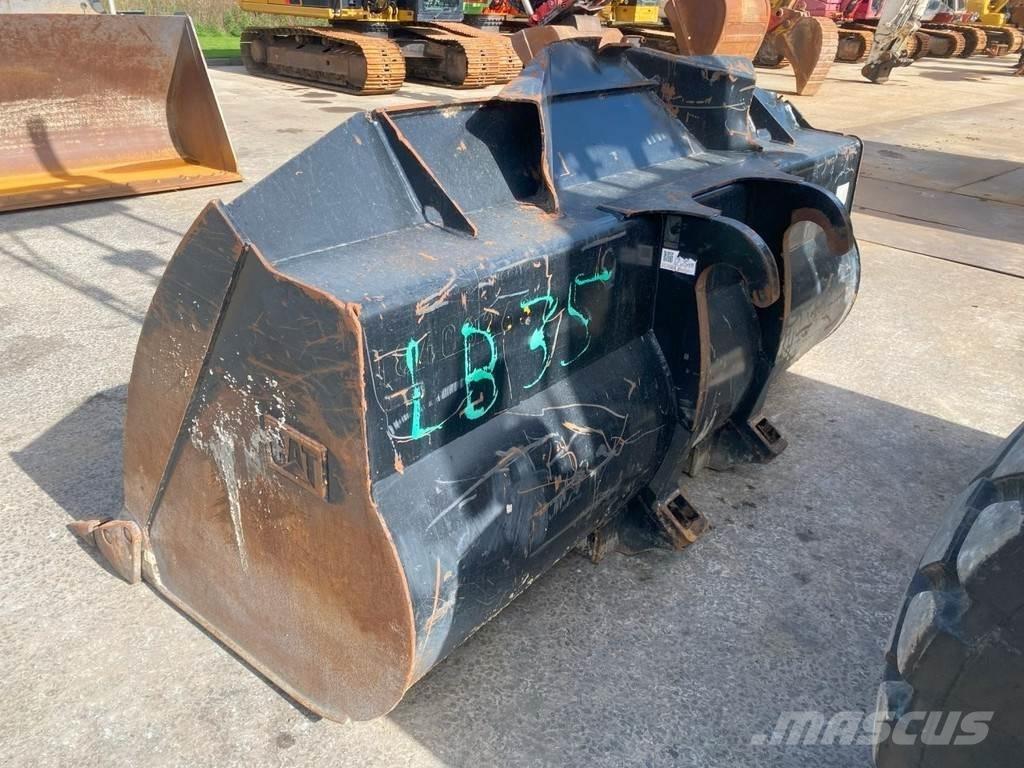 CAT 938M NVT Naudoti ratiniai krautuvai