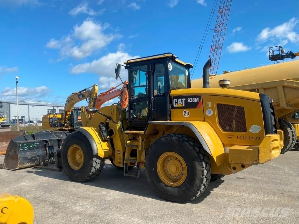 CAT 938M NVT Naudoti ratiniai krautuvai