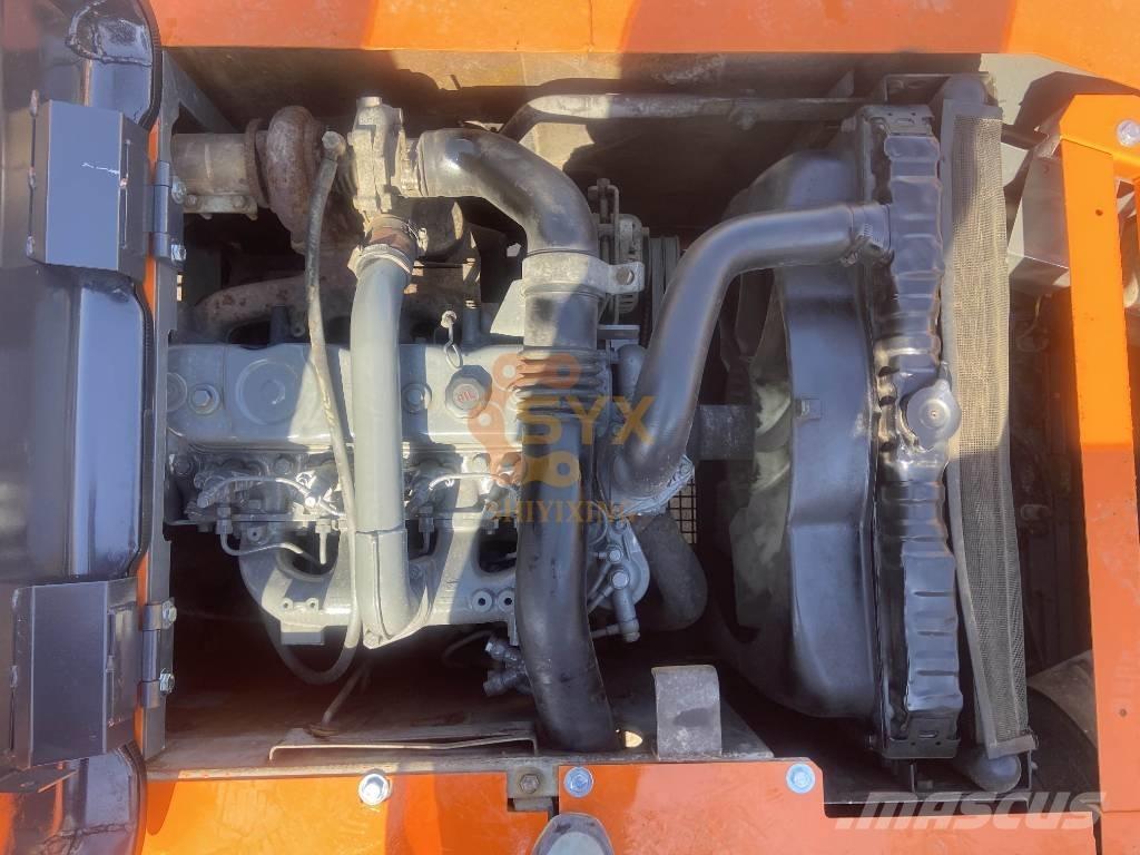 Hitachi EX 120-5 Vikšriniai ekskavatoriai