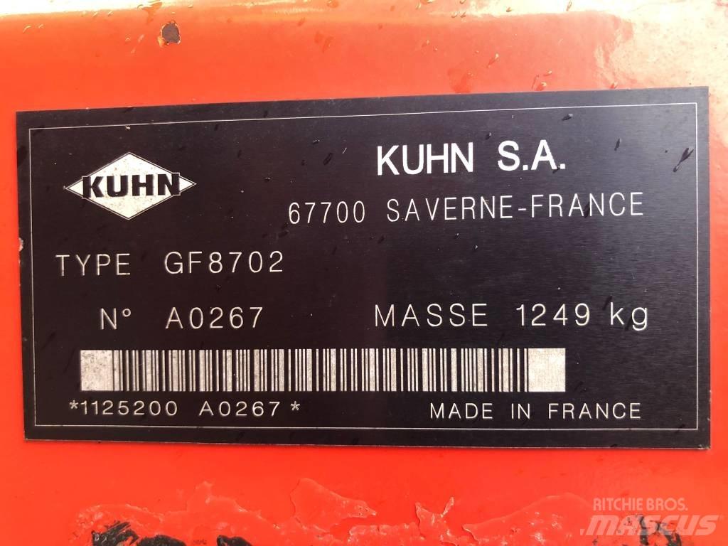 Kuhn GF 8702 Šieno grėbliai ir vartytuvai
