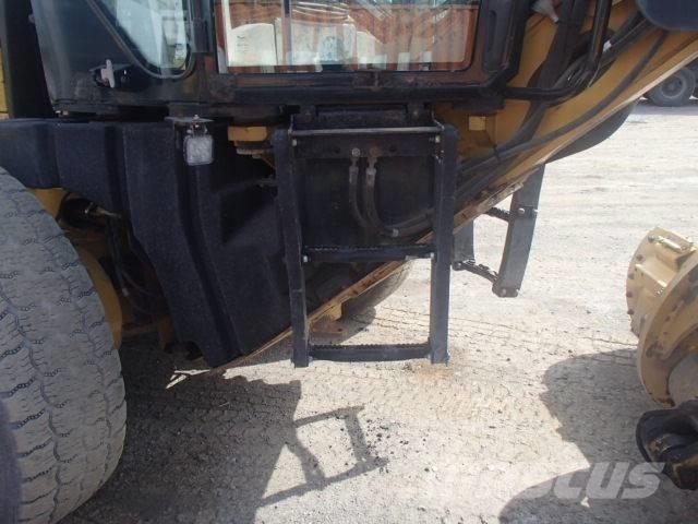 CAT 140 M VHP Plus Greideriai