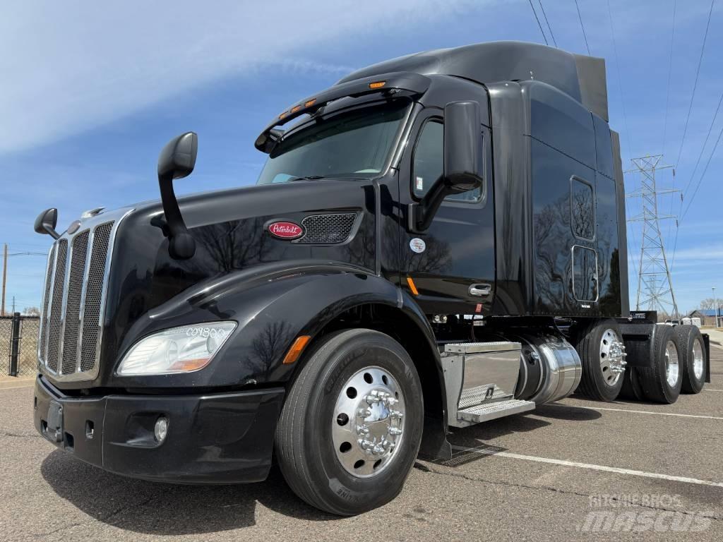 Peterbilt 579 Naudoti vilkikai