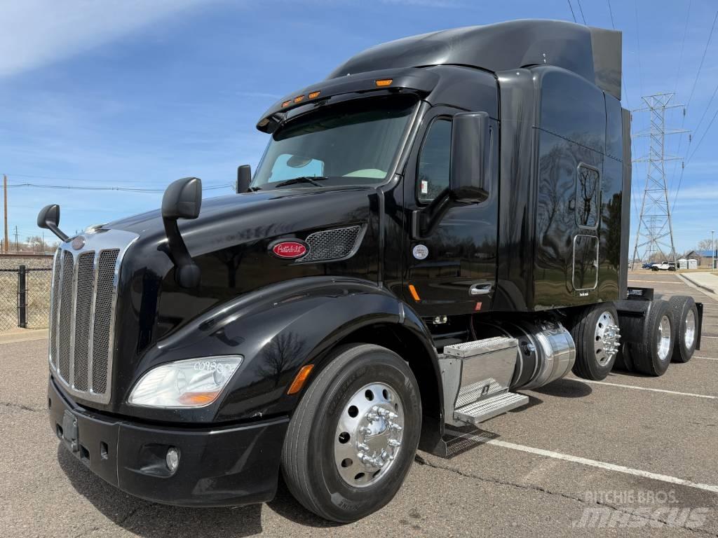 Peterbilt 579 Naudoti vilkikai