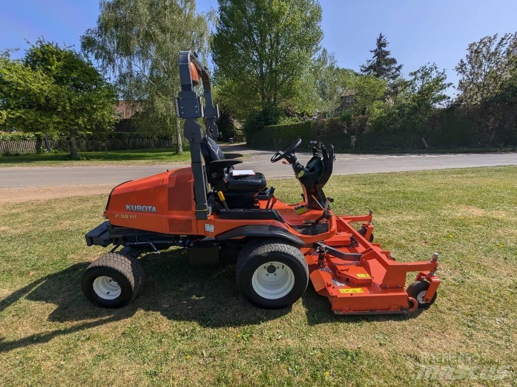 Kubota F 3890 Sodo traktoriukai-vejapjovės
