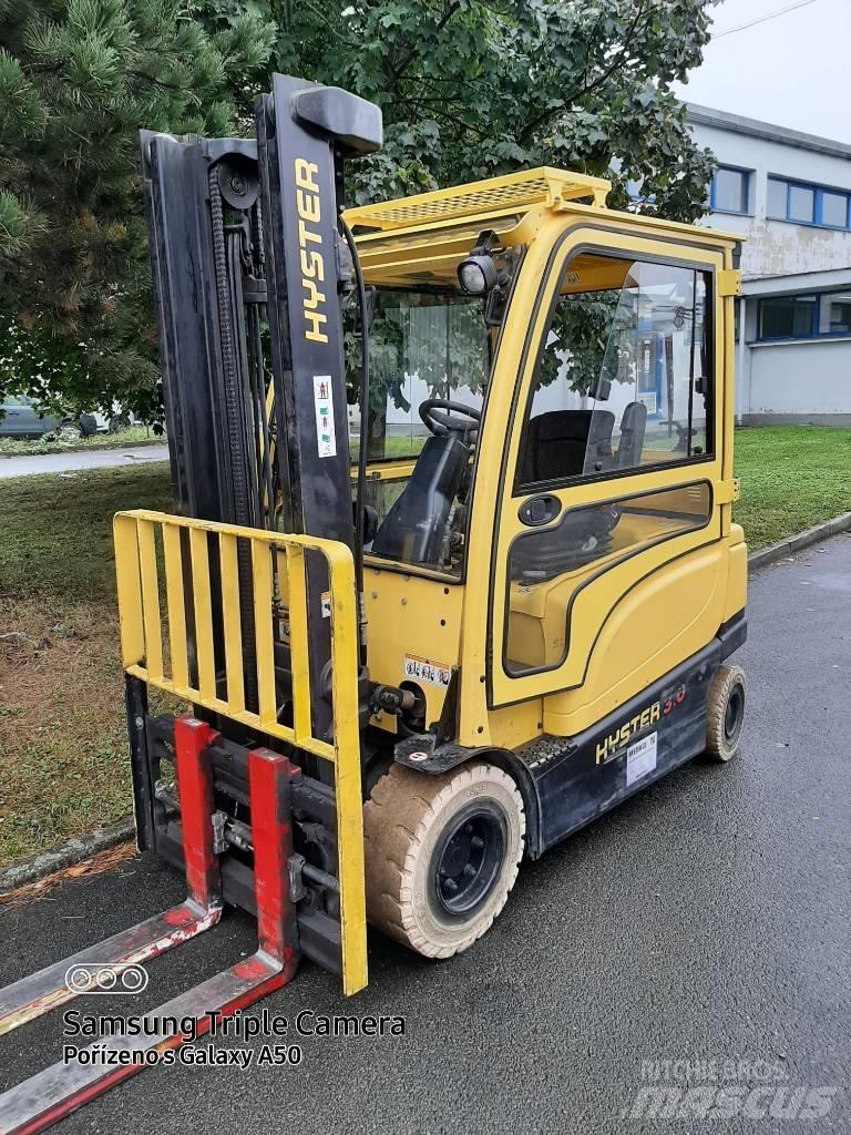 Hyster J3.0XN Elektriniai šakiniai krautuvai