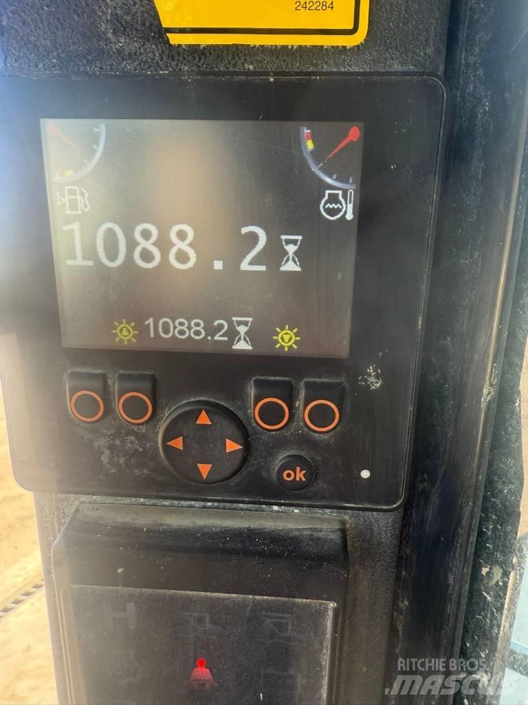 Gehl R 135 Krautuvai su šoniniu pasukimu
