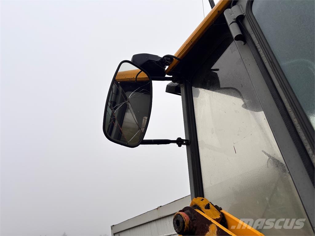 JCB 415 Statyba - Kita