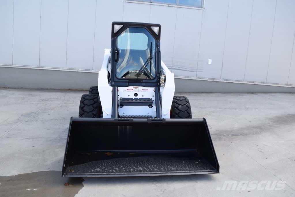 Bobcat S 220 Krautuvai su šoniniu pasukimu