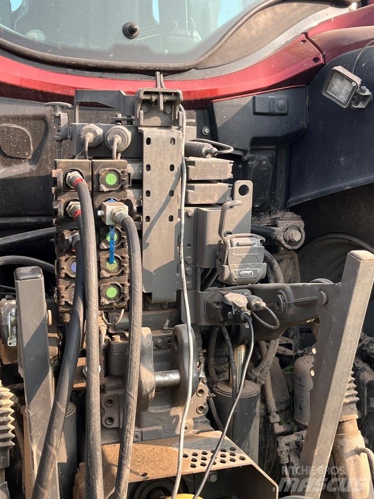 Valtra N155 Versu Traktoriai