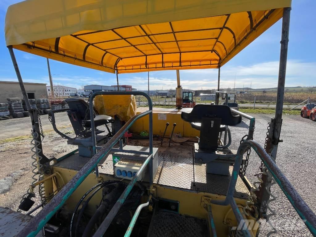 Vögele 1800 Asfalto klotuvai