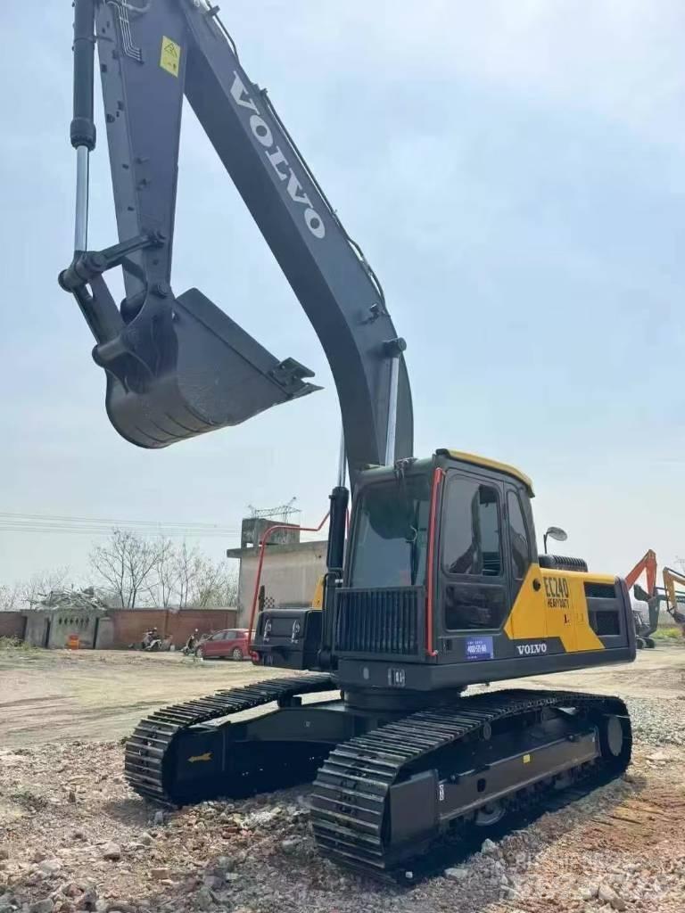 Volvo EC 240 Vikšriniai ekskavatoriai