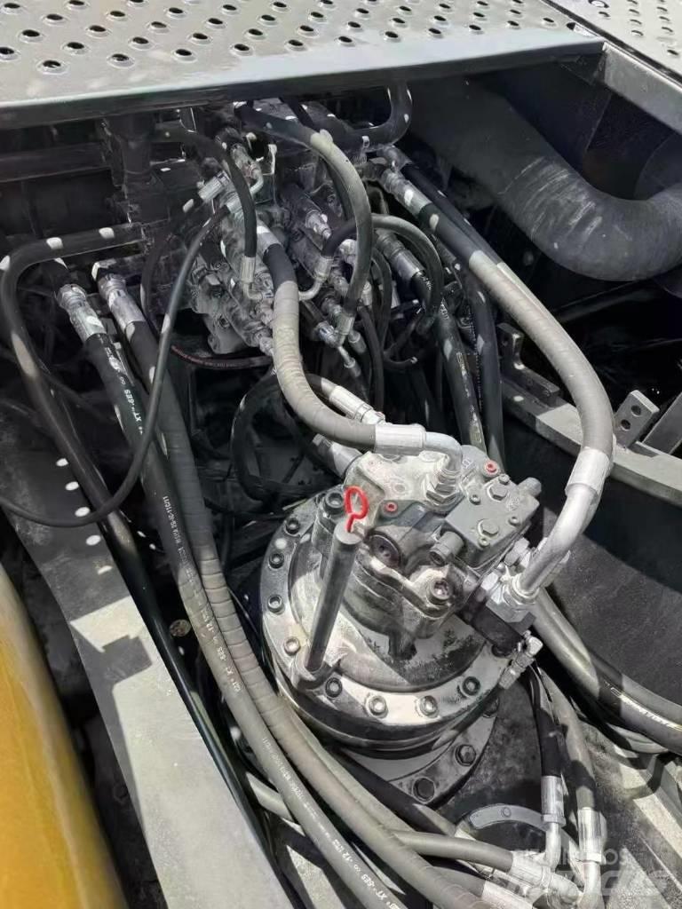 Volvo EC 240 Vikšriniai ekskavatoriai