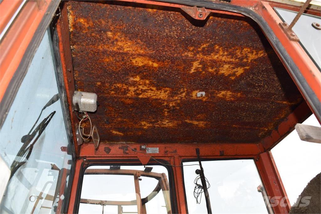 Renault 651 Traktoriai