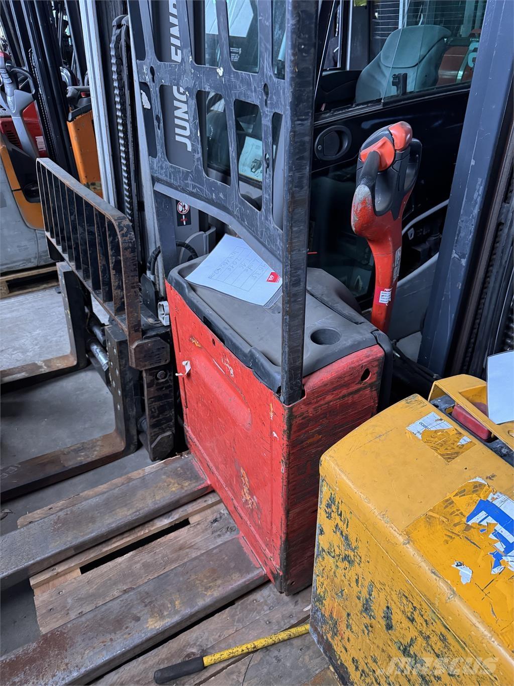 Linde T16 Rankiniai vėžimėliai