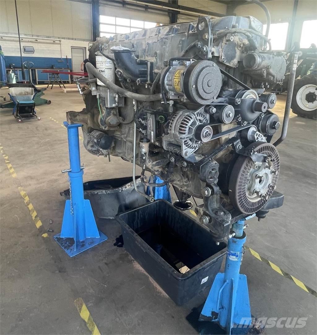 New Holland T9.560 Traktoriai