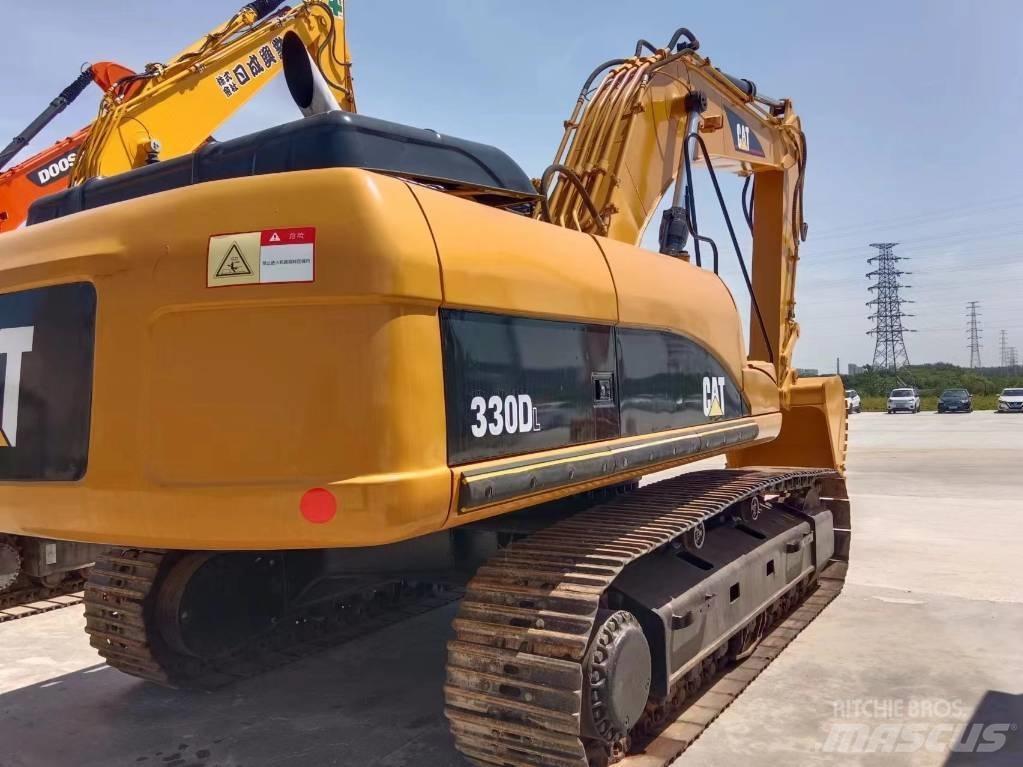 Cata-Dyne 330 Vikšriniai ekskavatoriai