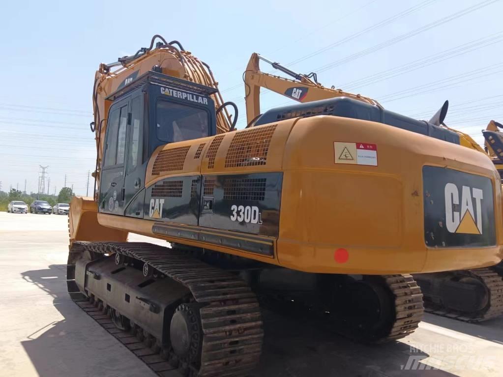 Cata-Dyne 330 Vikšriniai ekskavatoriai