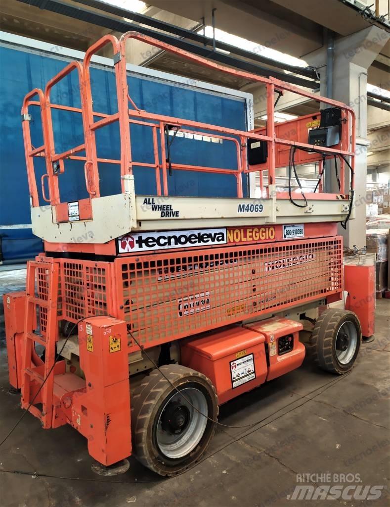 JLG M 4069 Žirkliniai keltuvai
