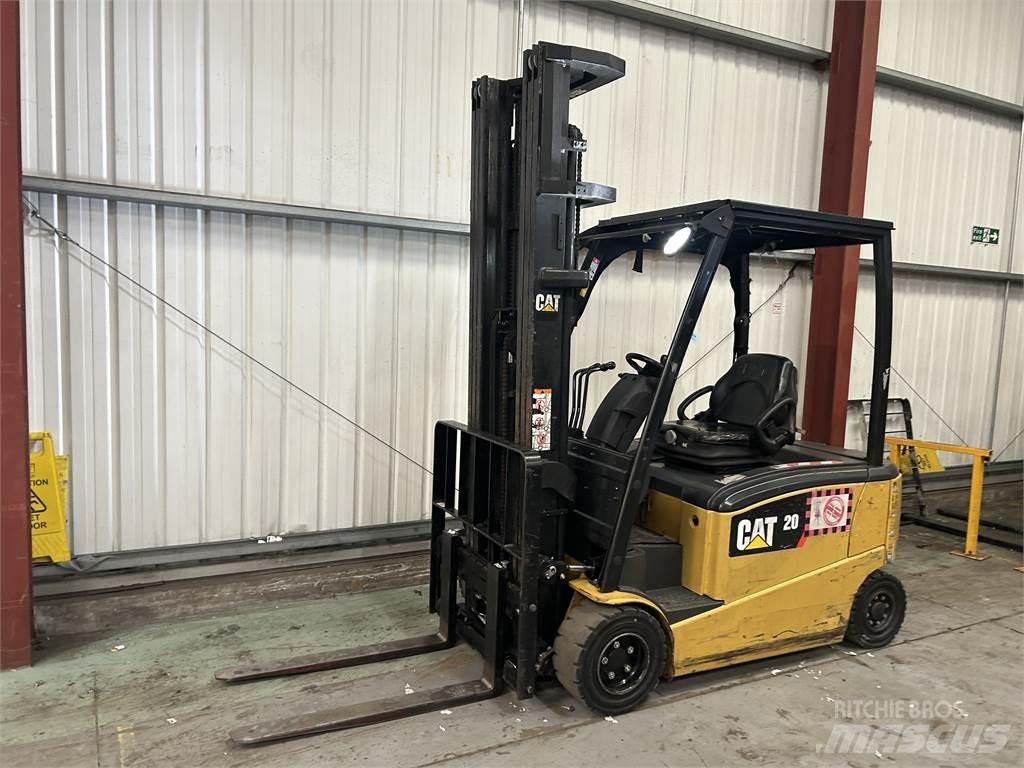 CAT EP20PN Elektriniai šakiniai krautuvai