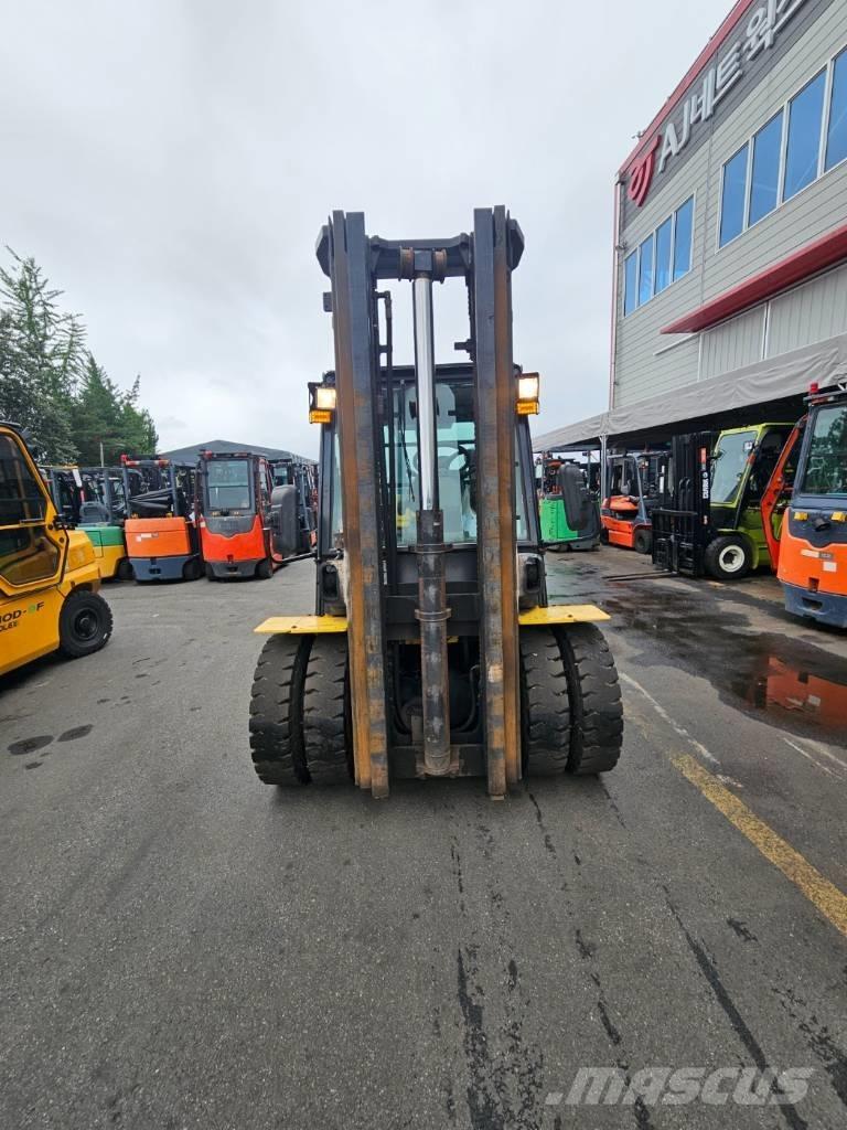 Hyundai 35d-9 Dyzeliniai krautuvai