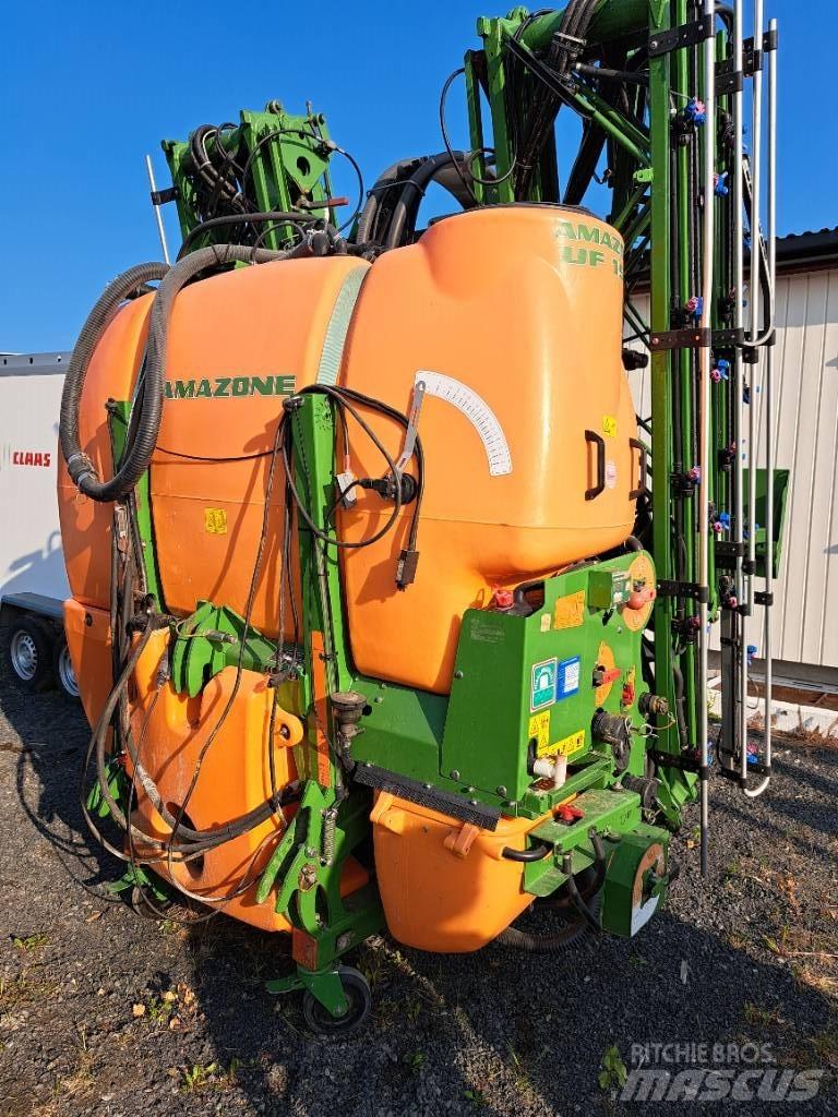 Amazone UF 1501 Įmontuoti purkštuvai