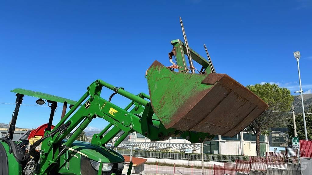 John Deere 5080 G Traktoriai