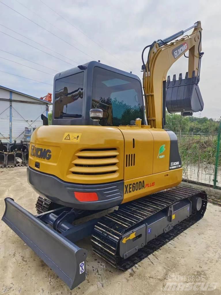 XCMG XE 60 DA Vikšriniai ekskavatoriai